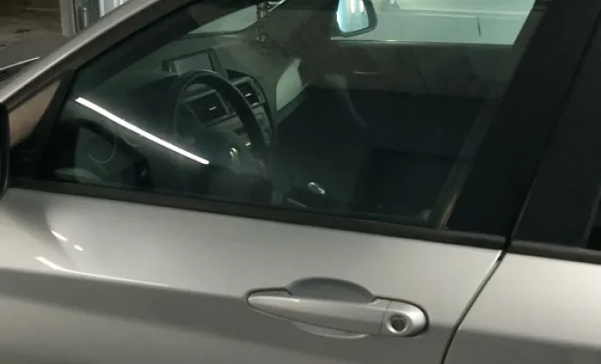 Pose film teinte bmw 70% avant 118d, Bron, BECAR'S Detailing