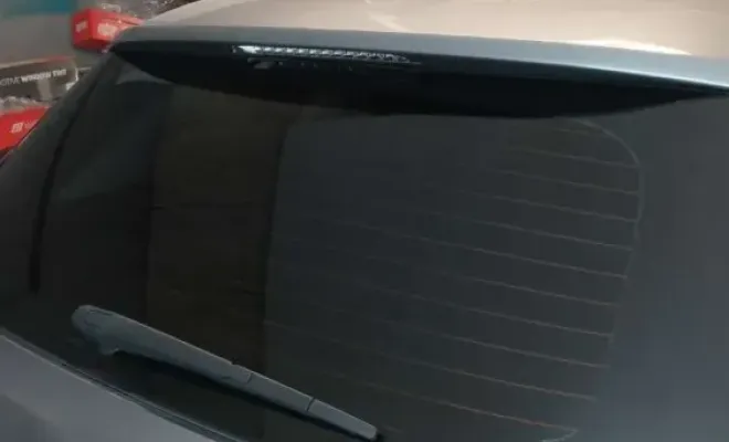 Pose de vitre teinté a lyon, Bron, BECAR'S Detailing